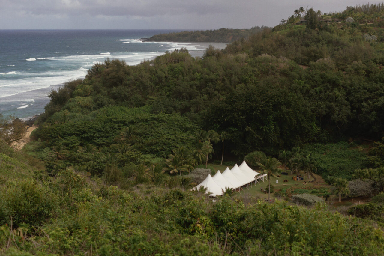 drone footage of a hawaii wedding venue